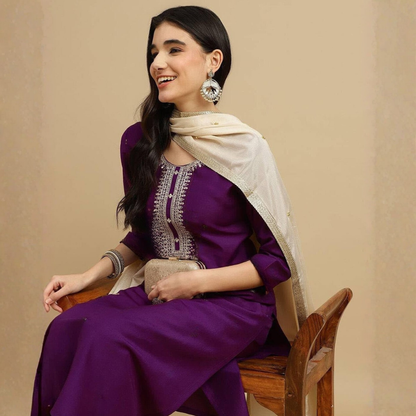 Elegant Purple Embroidered Kurta Set with Floral Organza Dupatta