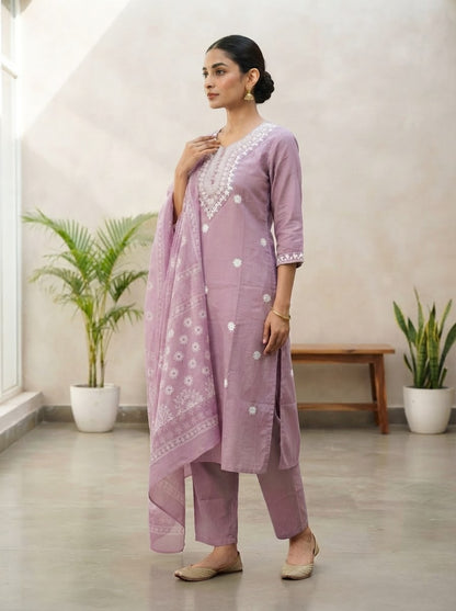 Elegant Lavender Embroidered Kurta Set