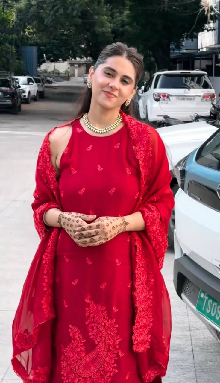 Elegant Red Embroidered Kurta Set with Dupatta