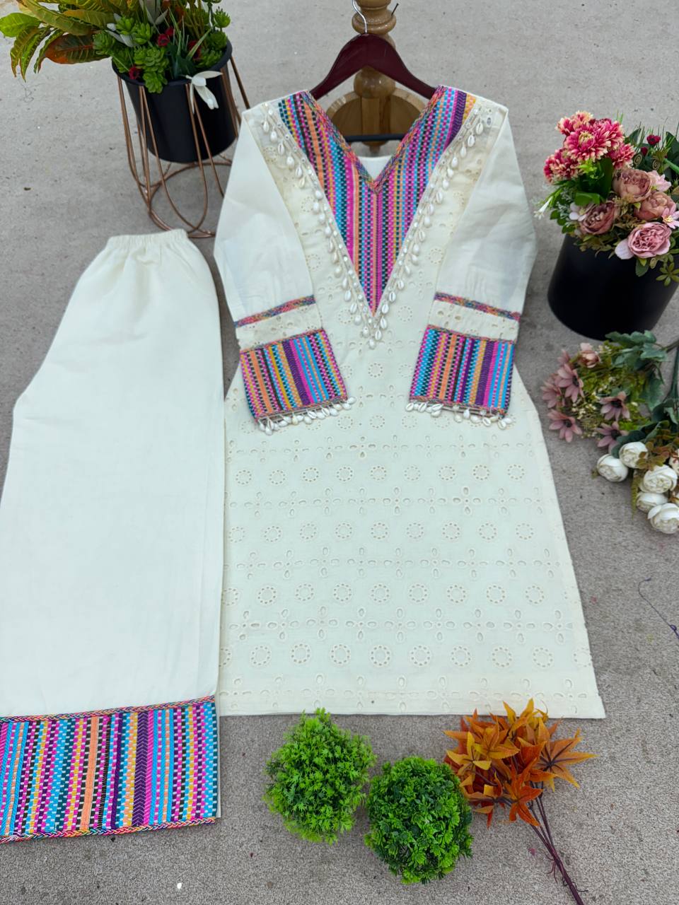 Elegant White Embroidered Kurta Set with Free Bag
