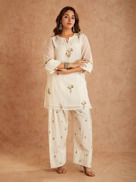 Elegant Ivory Floral Printed Kurta Palazzo Set with Dupatta