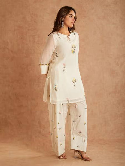 Elegant Ivory Floral Printed Kurta Palazzo Set with Dupatta