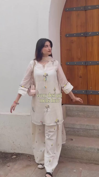 Elegant Ivory Floral Printed Kurta Palazzo Set with Dupatta